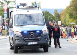Wegen Gegenprotest Kein Auftritt Von Hoecke In Jena 07